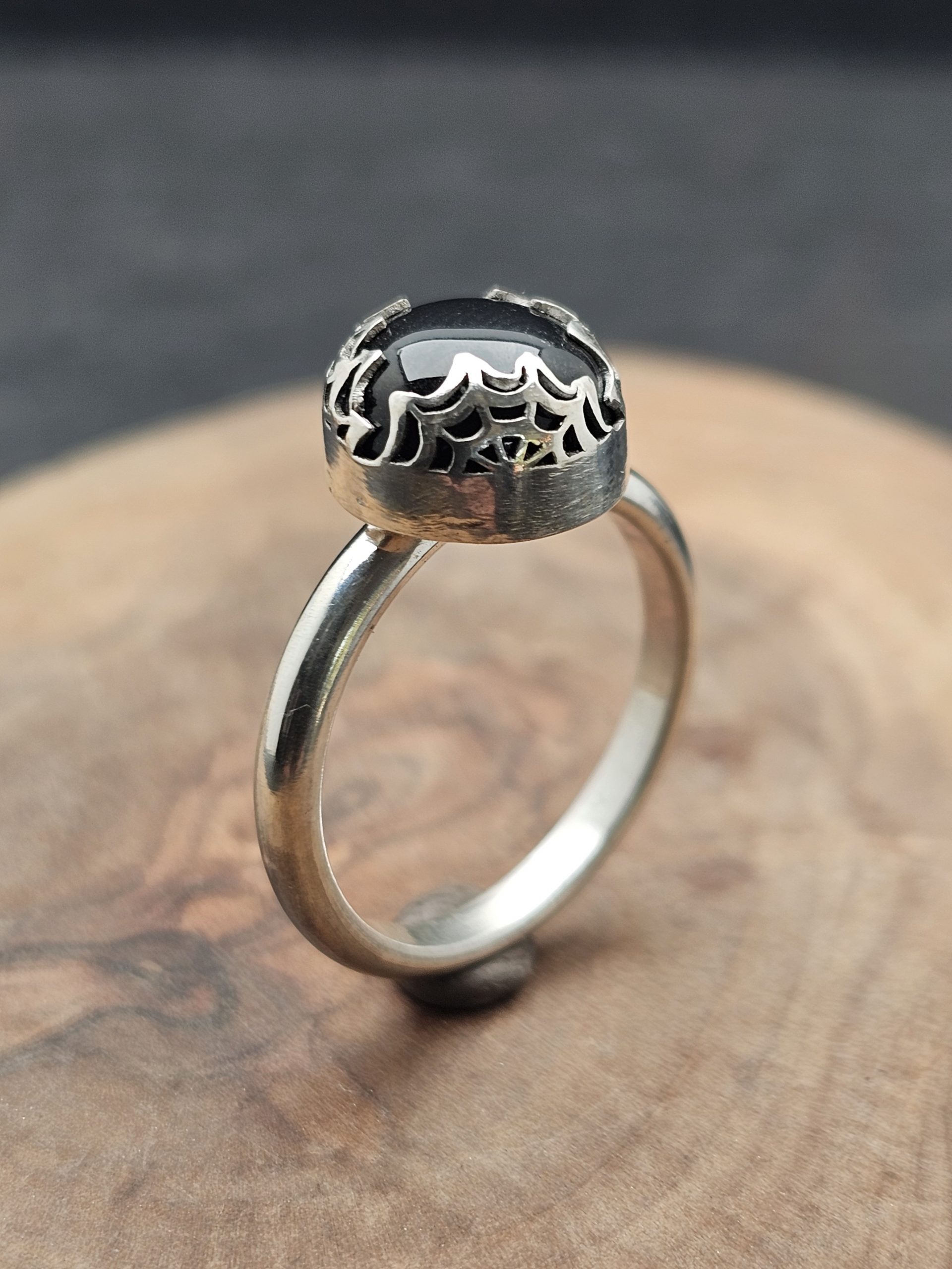 onyx-cobweb-bezel-ring-3